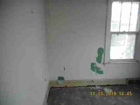 4380 Larchmont (29)_m.jpg